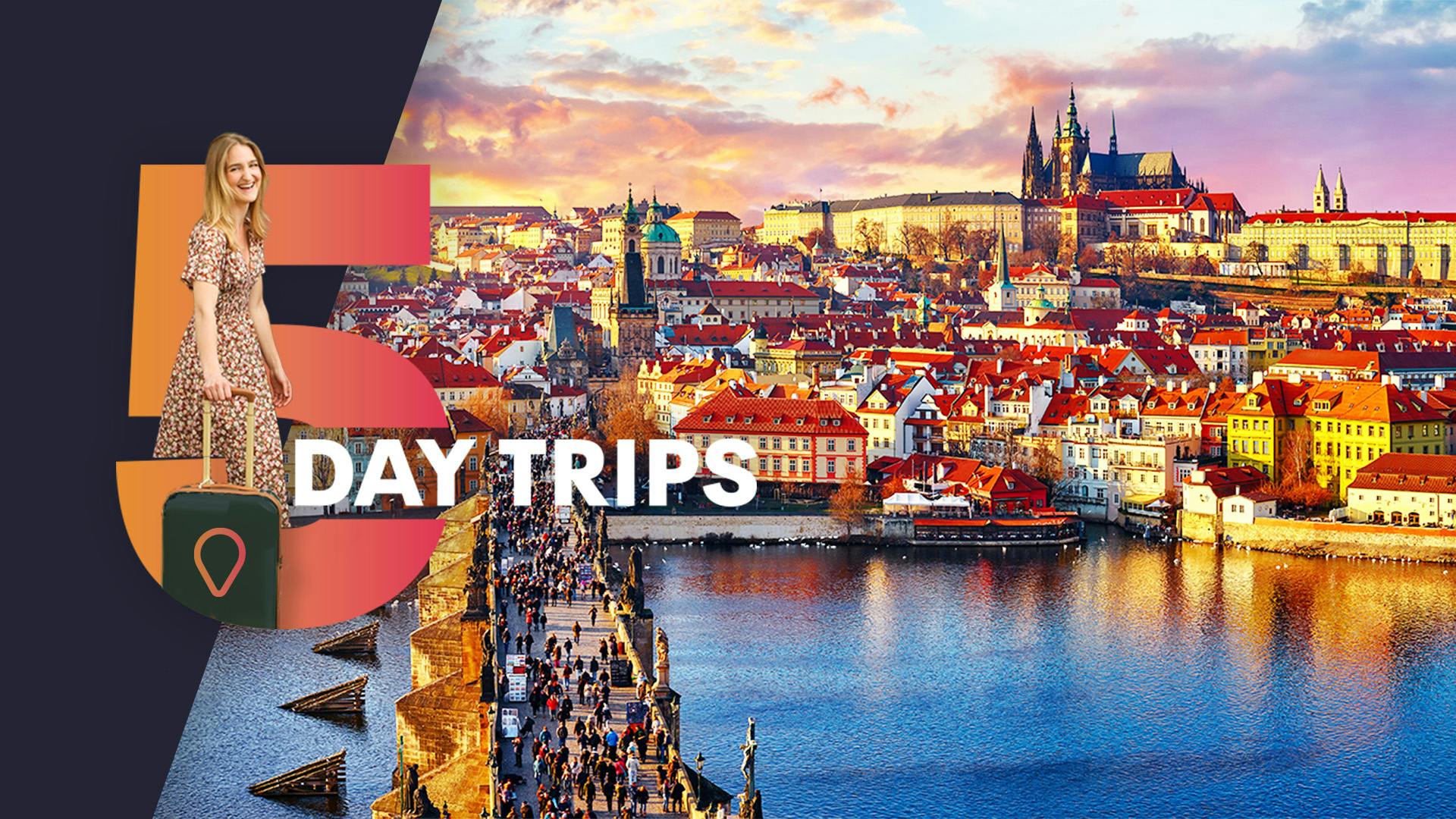 Slogan 5 day trips Prague und im Hintergrund Prag bei Sonnenuntergang