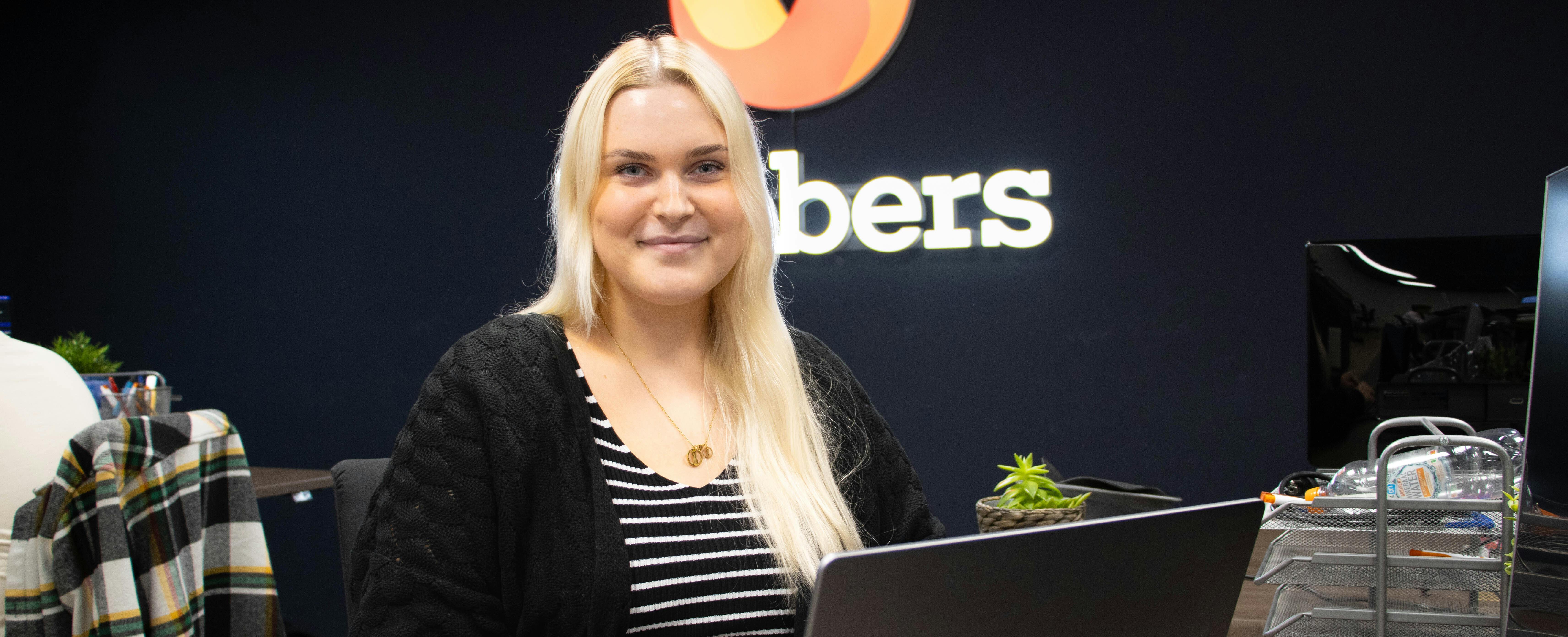 Anabell working abroad as intern at Yobbers