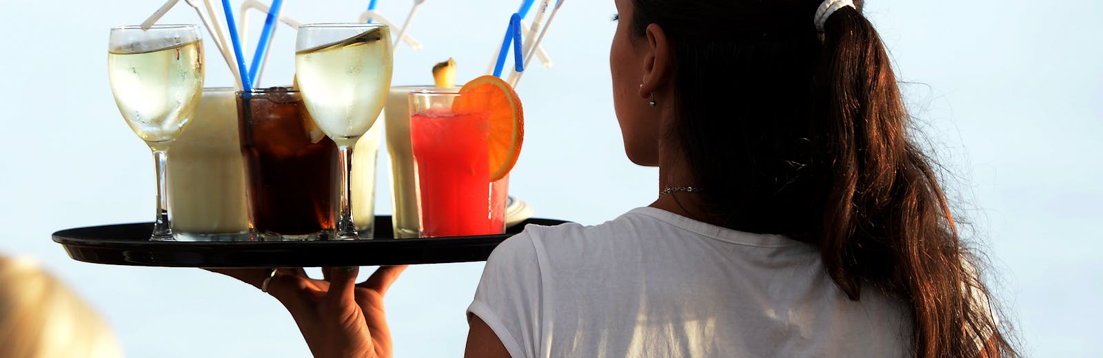 Bar & Bedieningsmedewerker gezocht voor tapasbar op Mallorca!